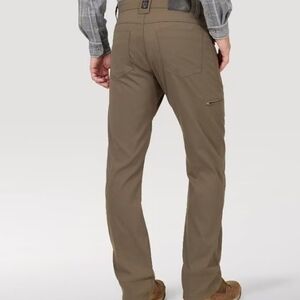 Wrangler ATG All Terrain Gear Tech Pants Men’s 36x32 Beige Tan Outdoor Hiking